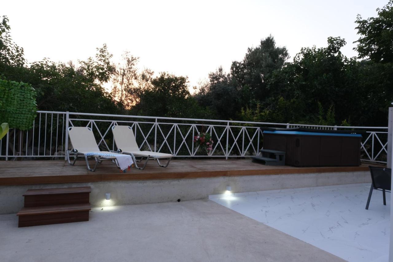 Apartament Luxury Fani House Next To Harbor Area With Jacuzzi Pafos Zewnętrze zdjęcie