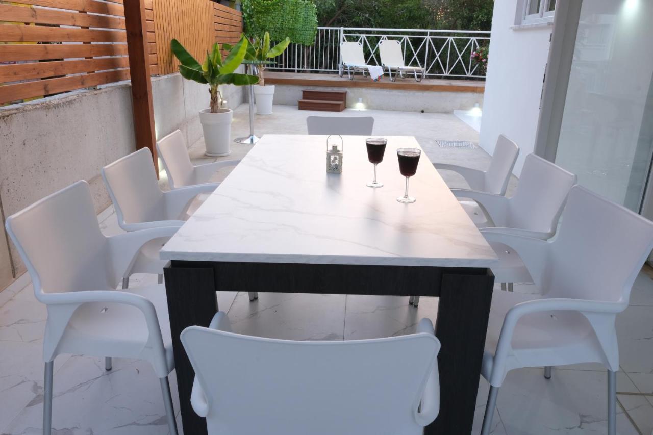 Apartament Luxury Fani House Next To Harbor Area With Jacuzzi Pafos Zewnętrze zdjęcie