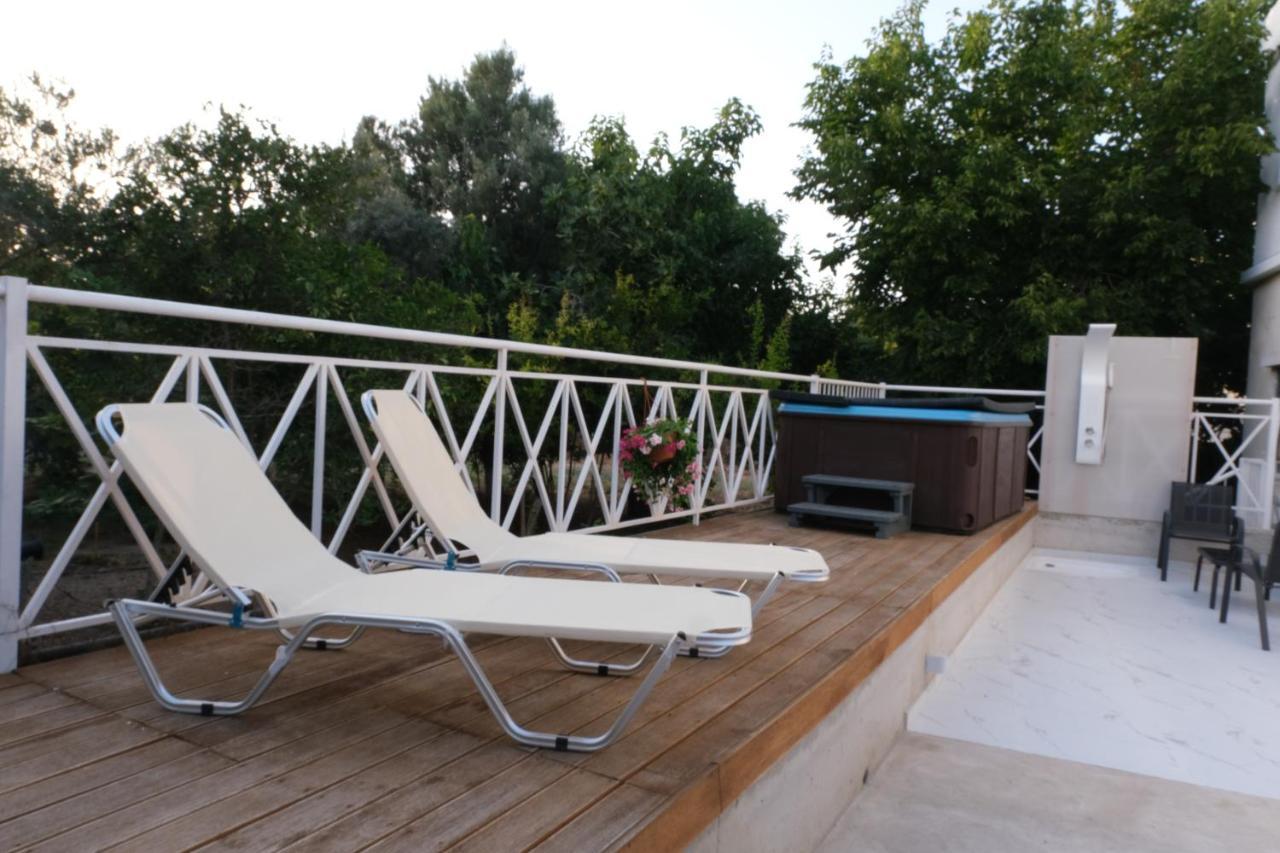 Apartament Luxury Fani House Next To Harbor Area With Jacuzzi Pafos Zewnętrze zdjęcie