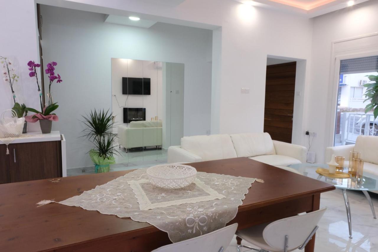 Apartament Luxury Fani House Next To Harbor Area With Jacuzzi Pafos Zewnętrze zdjęcie